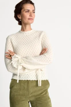 Ajour-Strickpullover mit Stehkragen