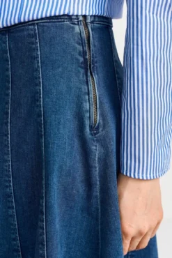 Ausgestellter Jeansrock
