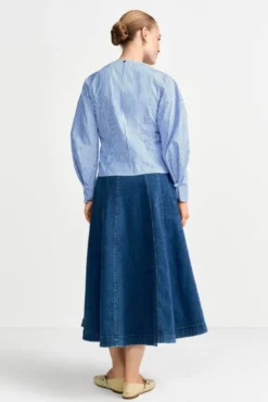 Ausgestellter Jeansrock