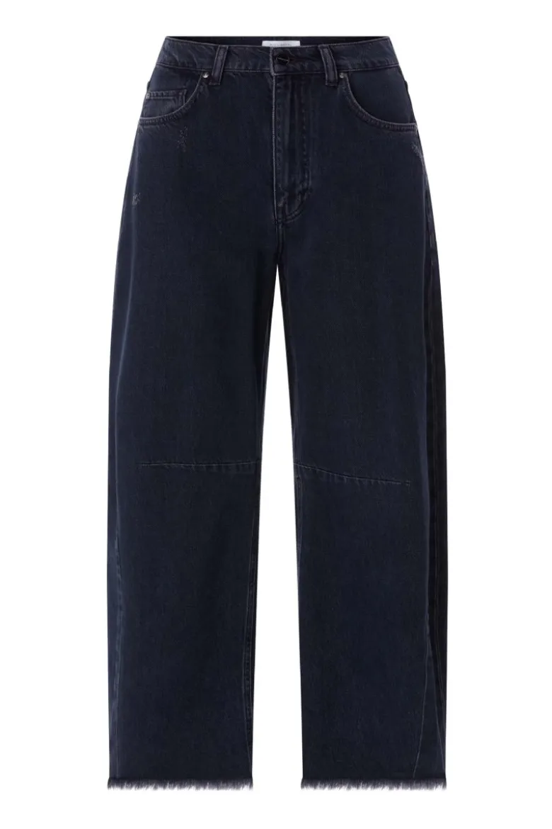 Barrel Jeans mit Fransensaum