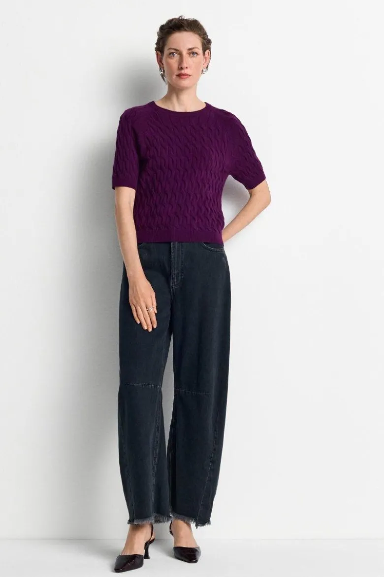Barrel Jeans mit Fransensaum