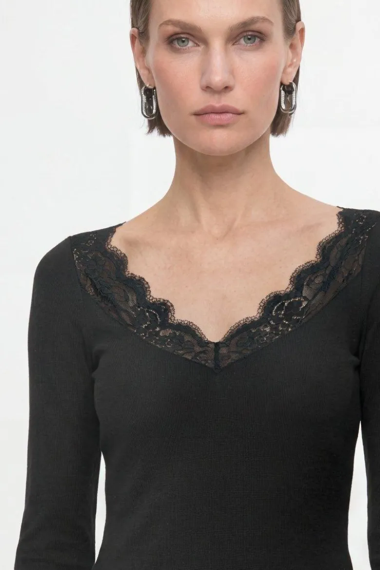 Baumwoll-Longsleeve mit Spitzenbesatz