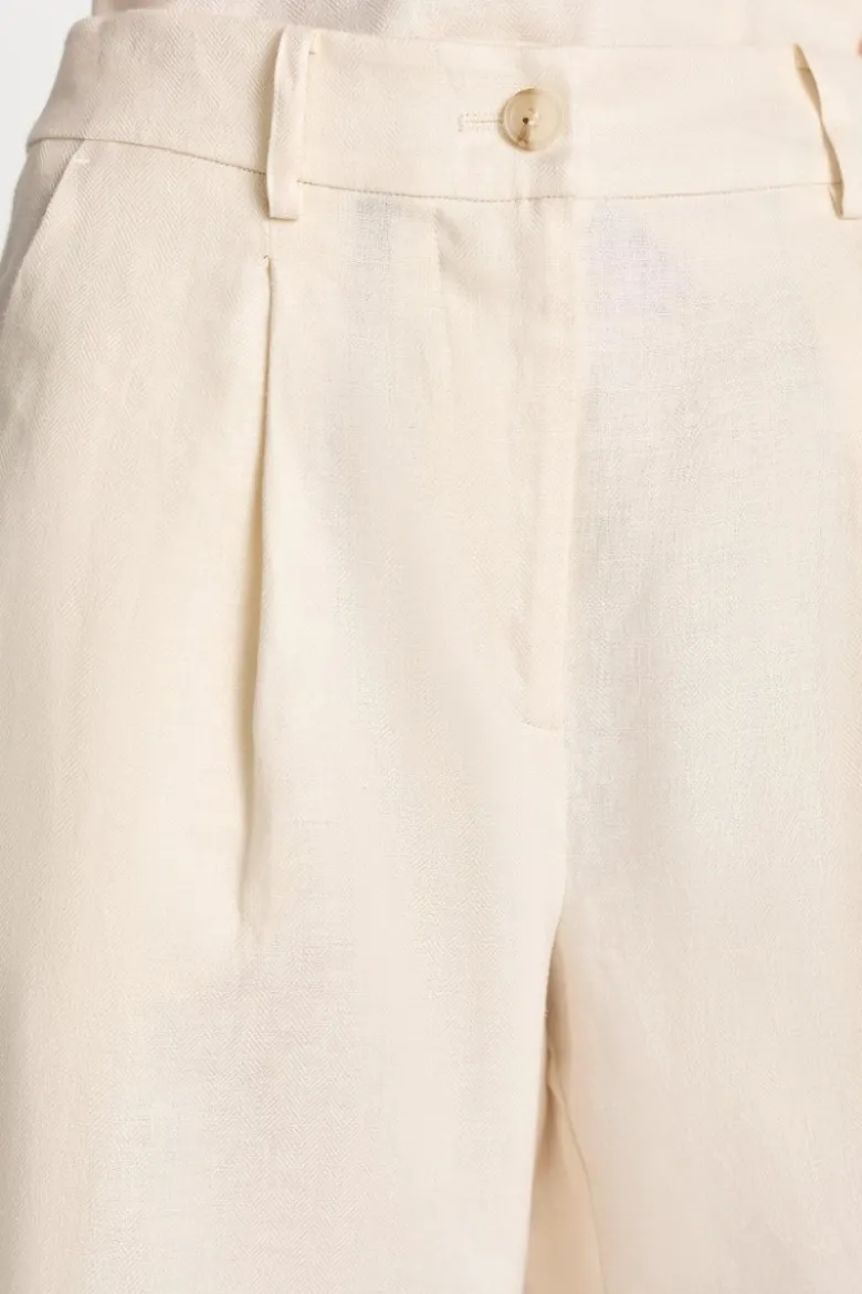 Bermuda-Shorts mit Bundfalten