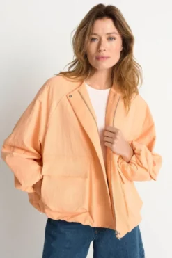 Blousonjacke mit Bindekragen