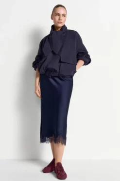 Blousonjacke mit Bindekragen