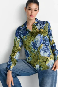 Bluse mit Pfingstrosenprint