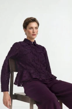 Bluse mit Schößchen