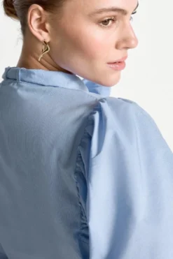 Bluse mit Schleifenkragen