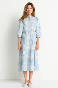Boho-Kleid mit Stickerei