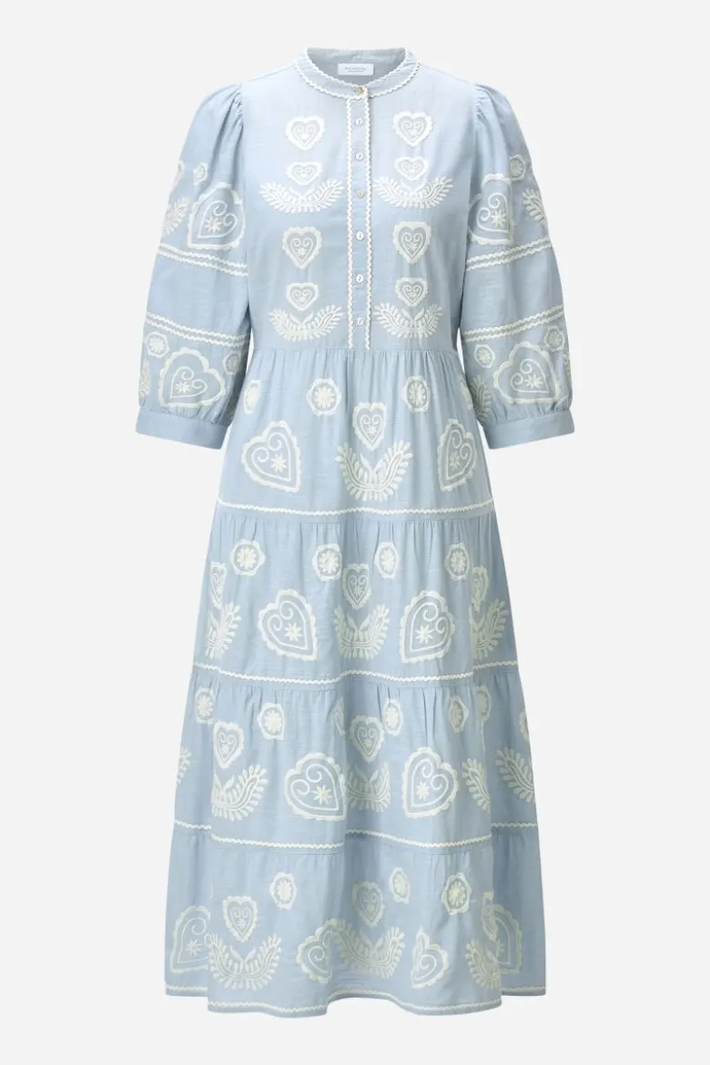 Boho-Kleid mit Stickerei