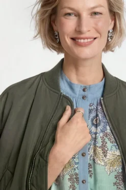 Bomberjacke mit Stehkragen