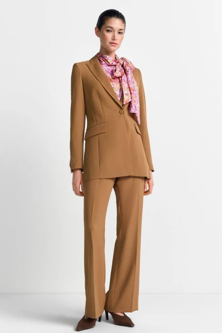 Camelfarbener Longblazer