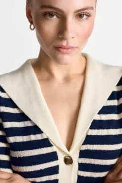 Cardigan mit Matrosenkragen