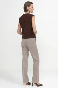 Cordhose mit weitem Bein