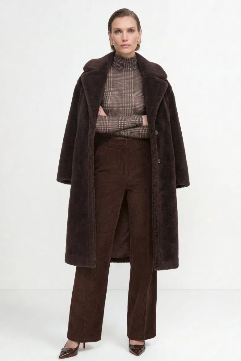 Cordhose mit weitem Bein