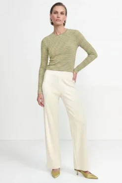 Cord-Hose mit weitem Bein