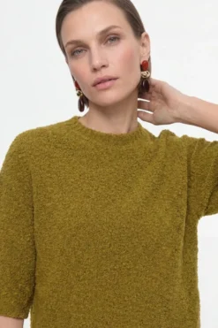 Cropped Bouclé-Pullover mit Halbarm