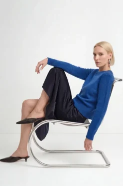 Cropped Pullover mit U-Boot-Ausschnitt