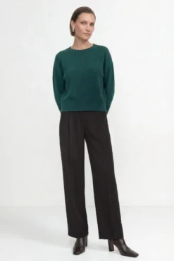 Cropped Pullover mit U-Boot-Ausschnitt
