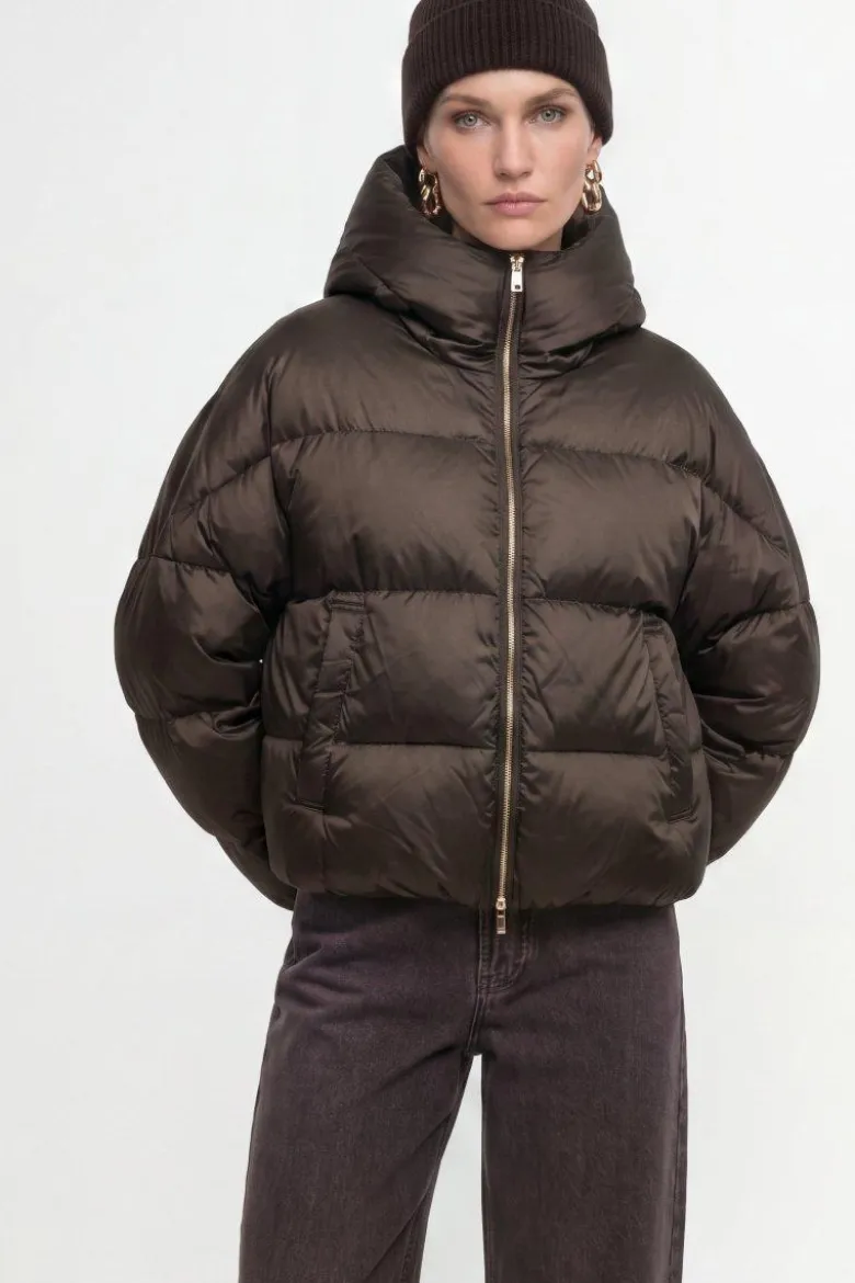Daunenjacke mit Kapuze