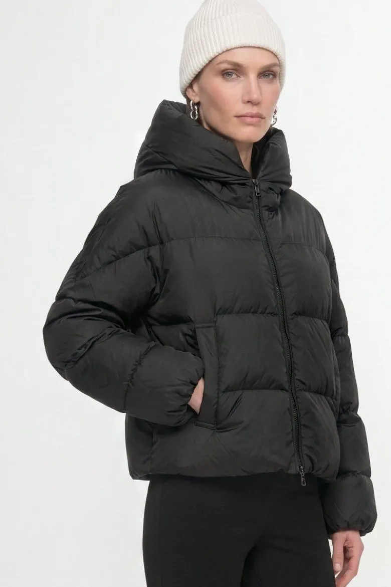 Daunenjacke mit Kapuze