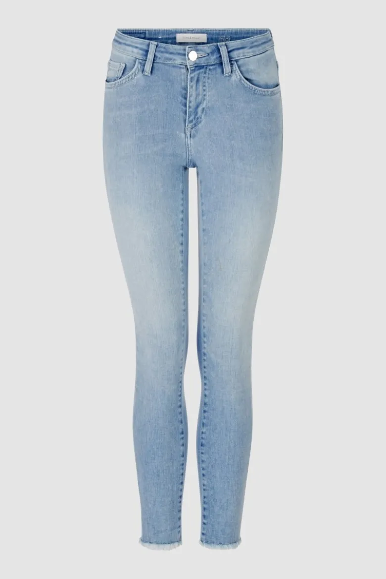 Denim in figurnahem Schnitt