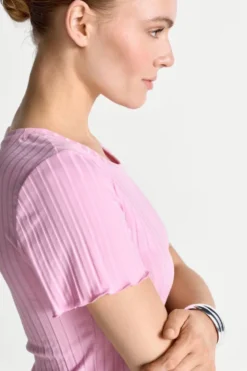 Figurbetontes Rippshirt