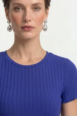 Figurbetontes Rippshirt