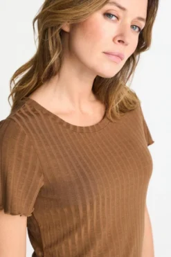Figurbetontes Rippshirt