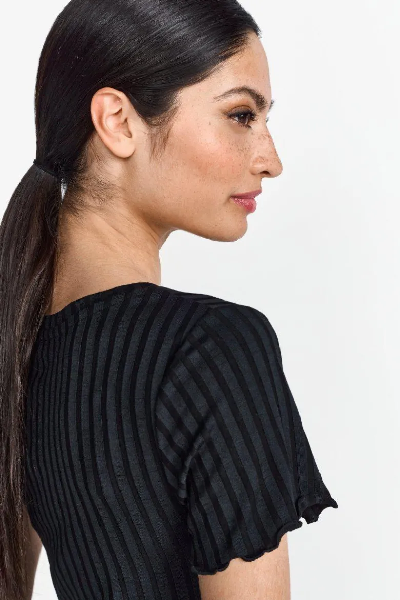 Figurbetontes Rippshirt