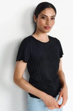Figurbetontes Rippshirt