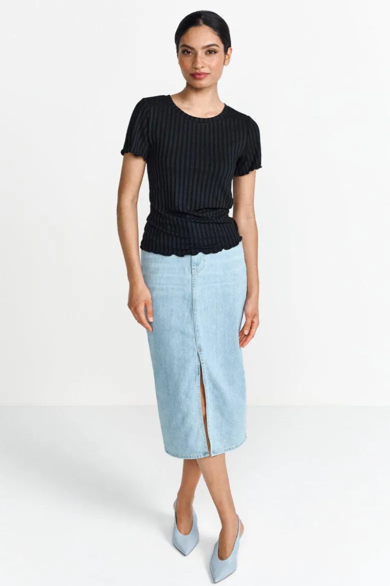 Figurbetontes Rippshirt