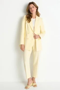 Gelber Blazer mit Taillierung