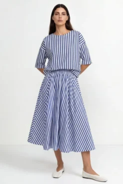 Gestreiftes Crop-Shirt