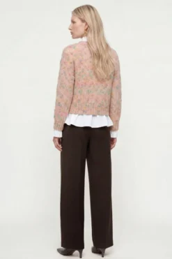 Grobstrickpullover mit Effektgarn
