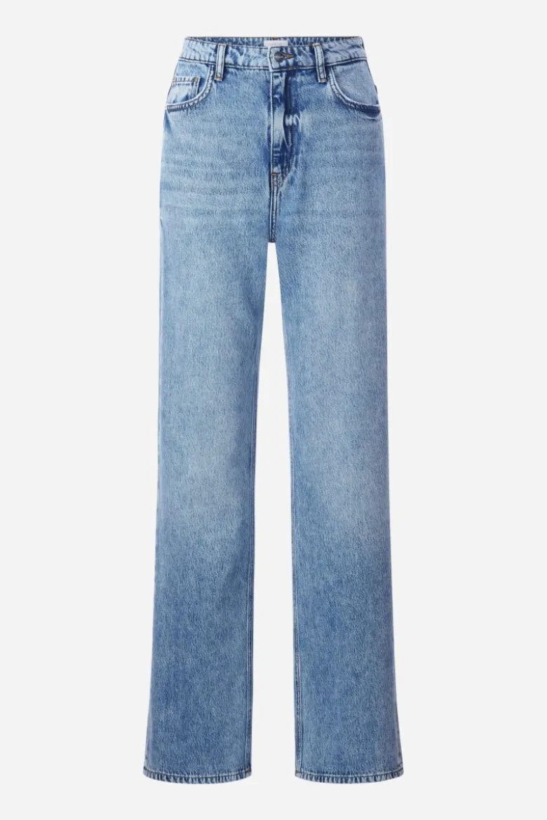 Hellblaue Jeans im Loose Fit