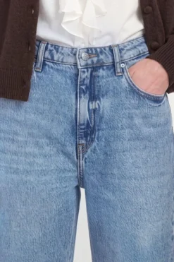 Hellblaue Jeans im Loose Fit