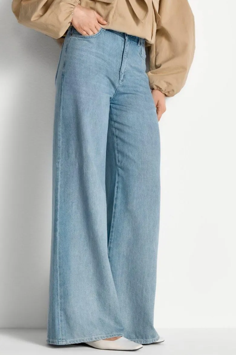 Hellblaue Wide-Leg-Jeans