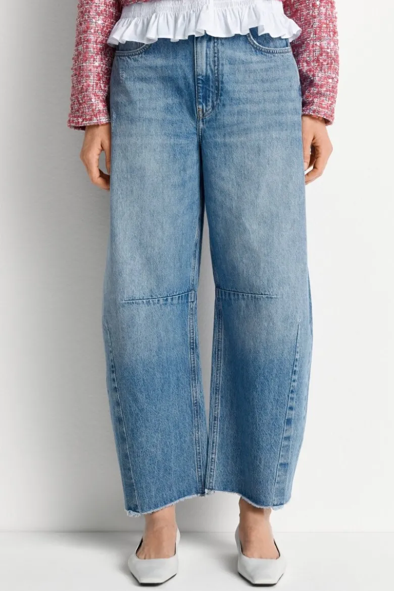 High-Waist Barrel-Leg Jeans