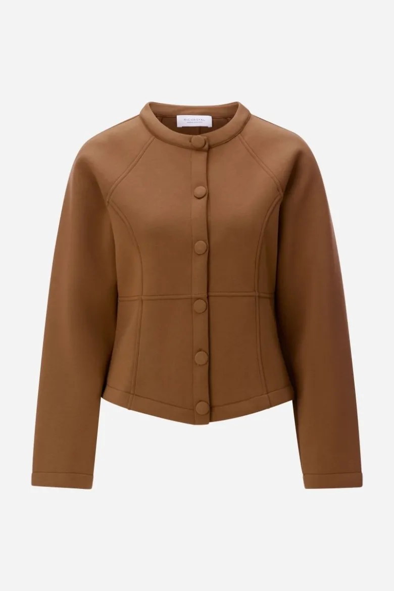 Jacke mit Teilungsnähten