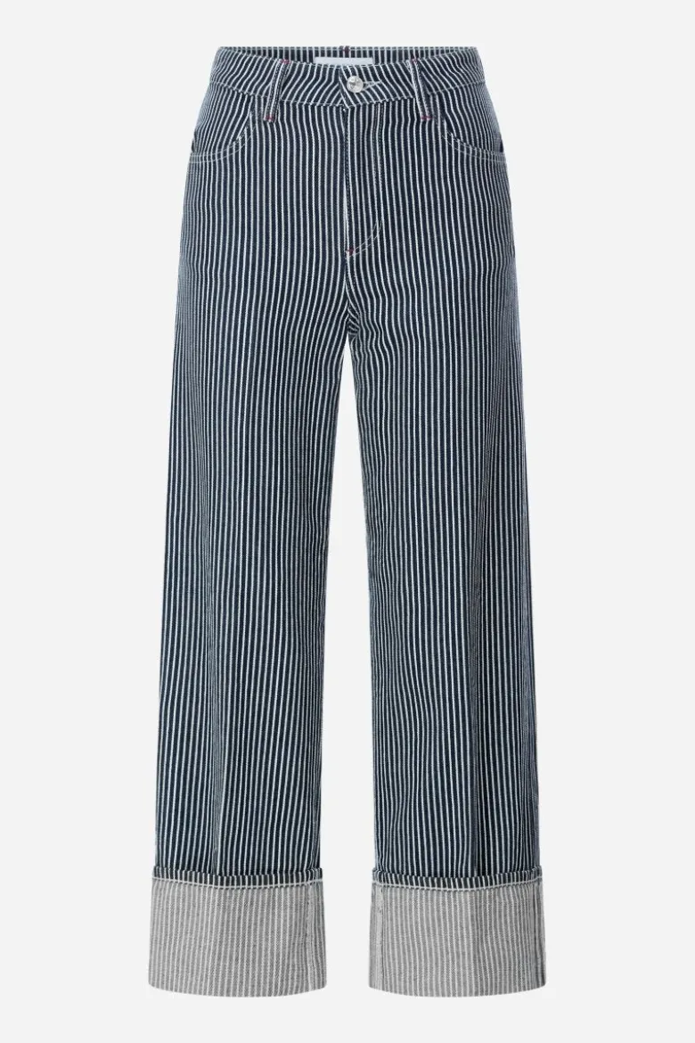 Jeans mit Nadelstreifen