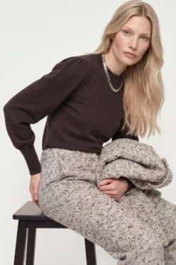 Kaschmirpullover mit Puffärmeln