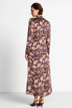 Kleid mit Blumenprint und Stehkragen