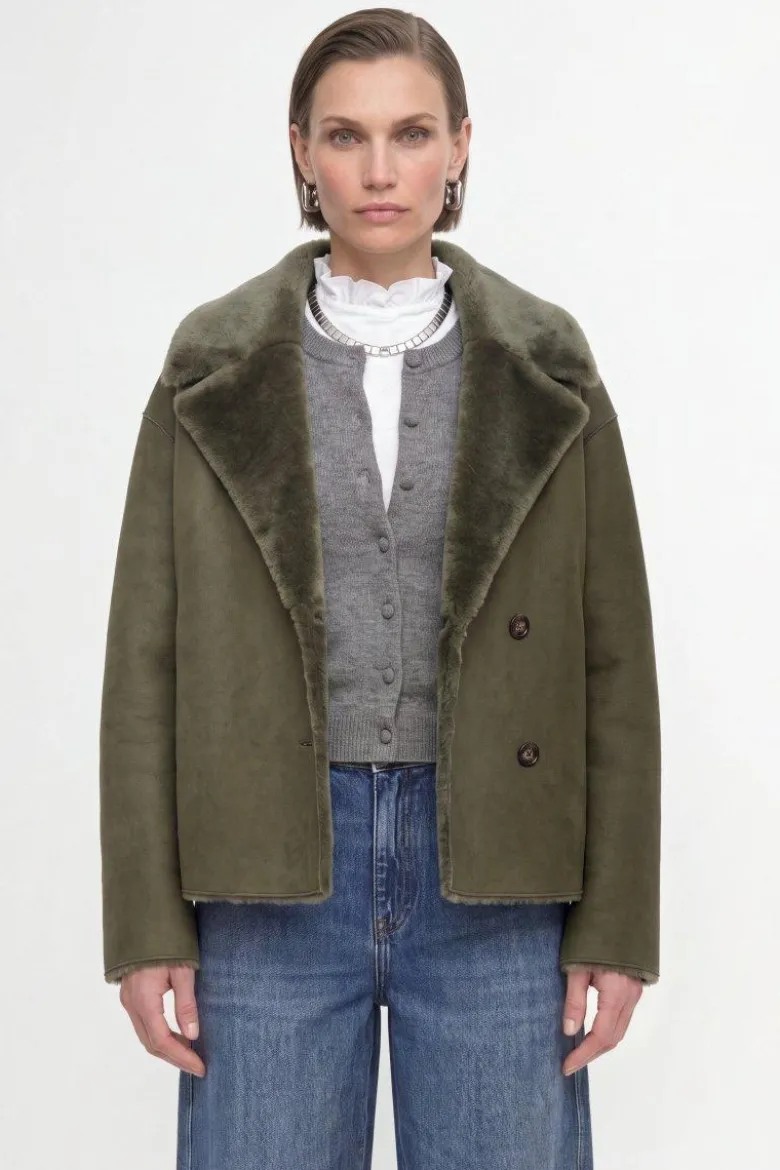 Kurze Jacke in Lammfell-Optik