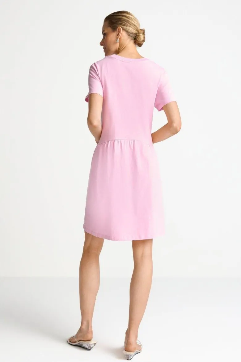 Kurzes T-Shirt-Kleid