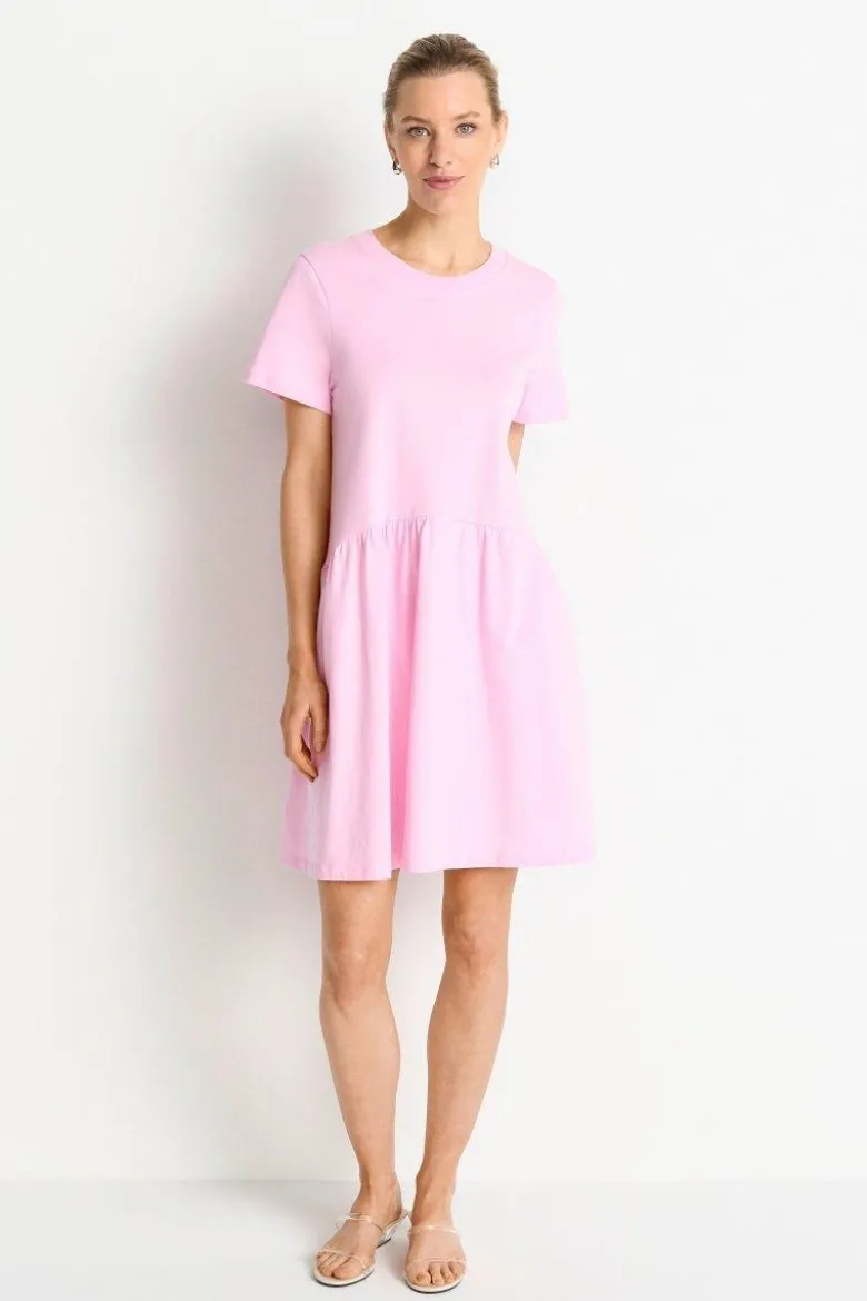 Kurzes T-Shirt-Kleid