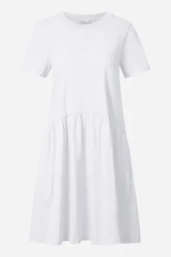 Kurzes T-Shirt-Kleid