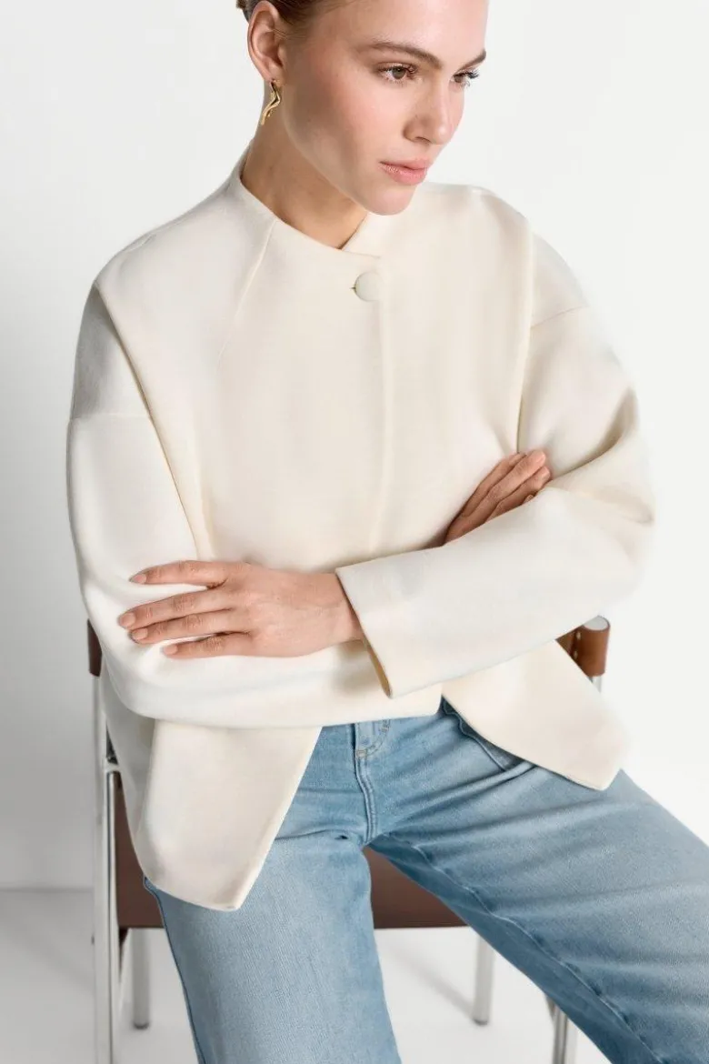 Kurzjacke mit Knopf