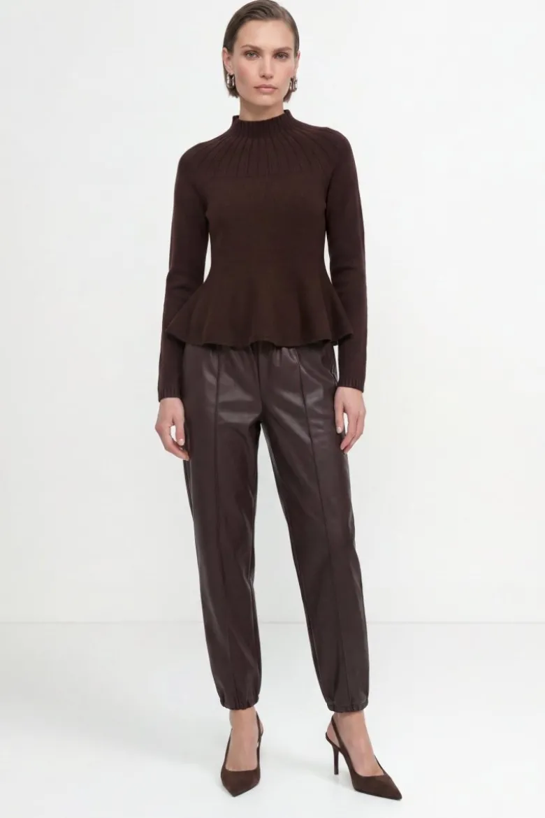 Merinopullover mit Peplum-Saum