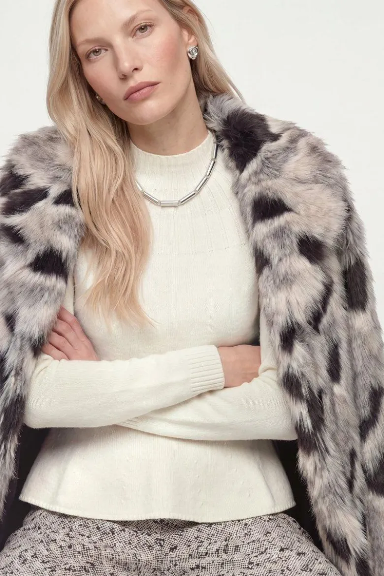 Merinopullover mit Peplum-Saum